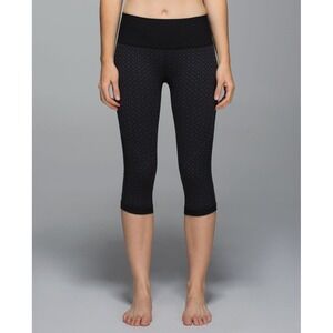 Lululemon Women's Heathered Deep Coal In The Flow Crop II Leggings 8